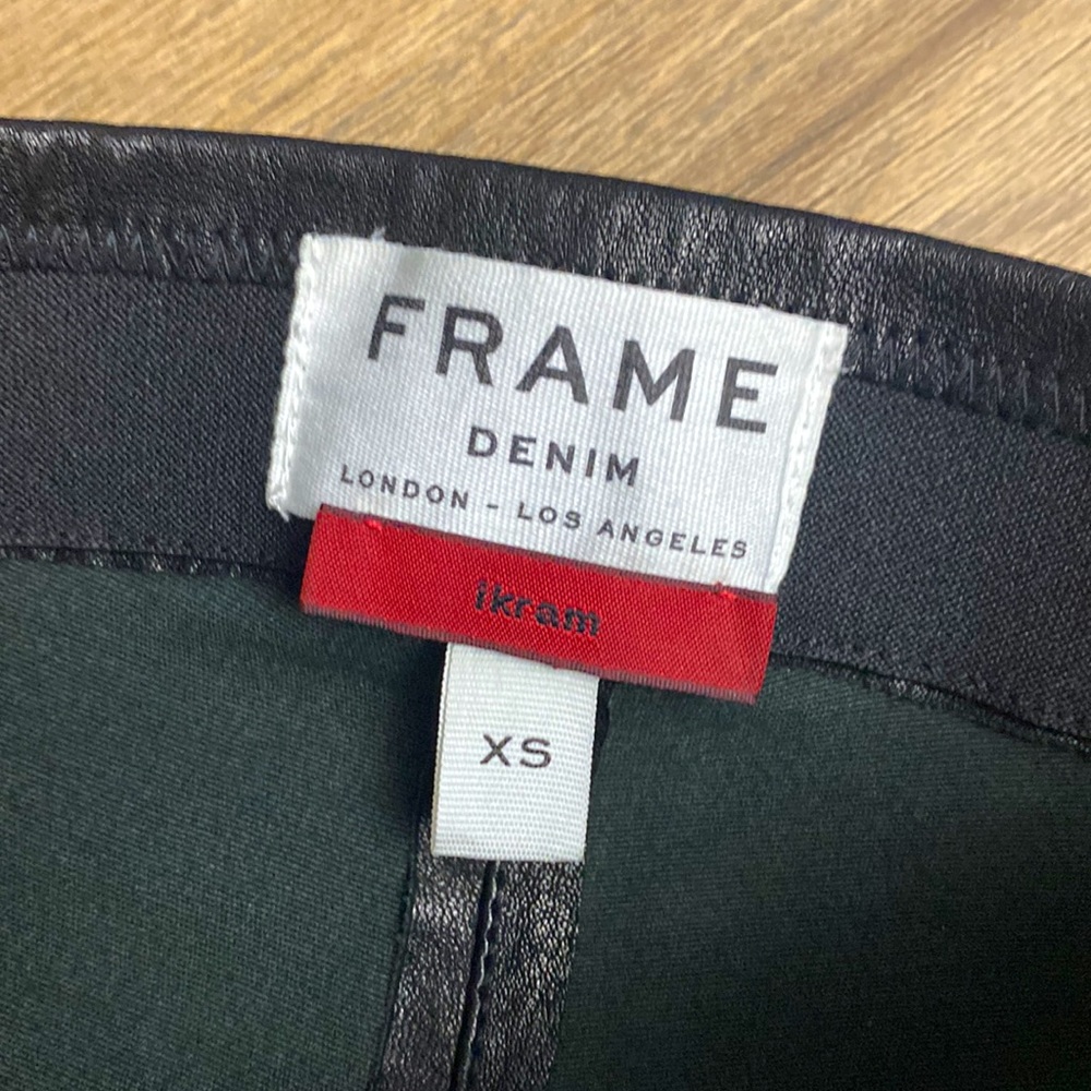 FRAME Leather Leggings in Noir - Picture 8 of 9